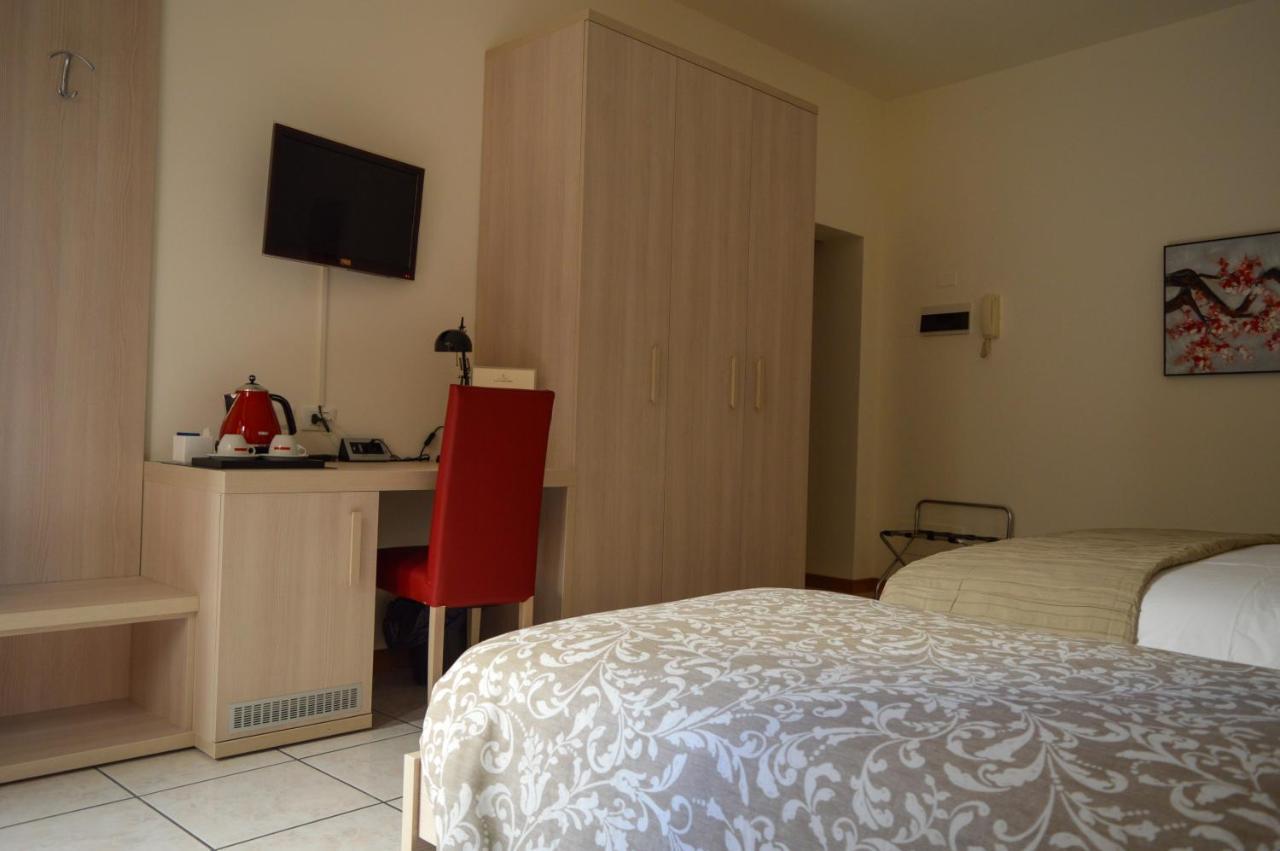 La Contrada Bed & Breakfast Sarnico Ngoại thất bức ảnh