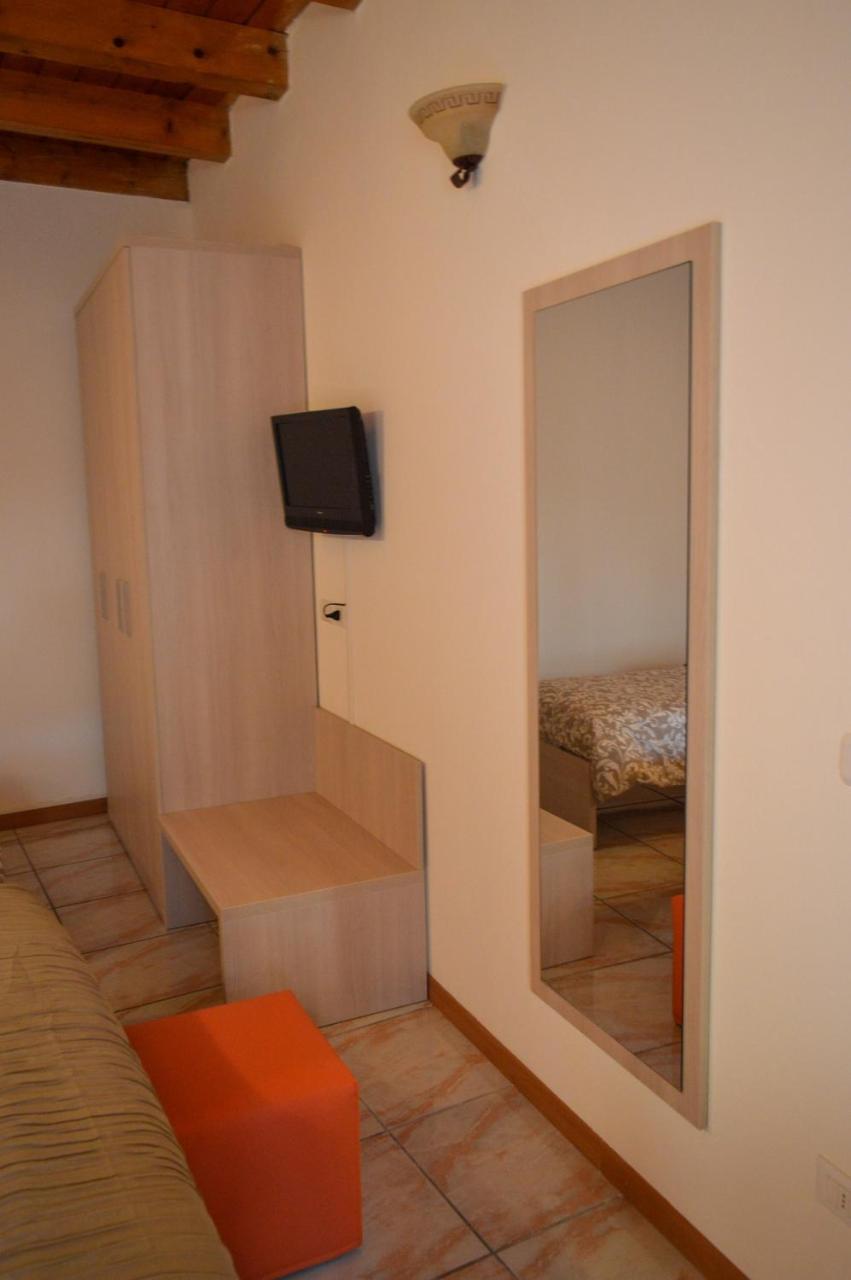 La Contrada Bed & Breakfast Sarnico Ngoại thất bức ảnh