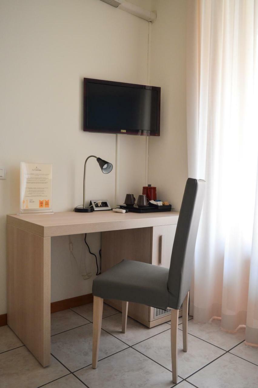 La Contrada Bed & Breakfast Sarnico Ngoại thất bức ảnh